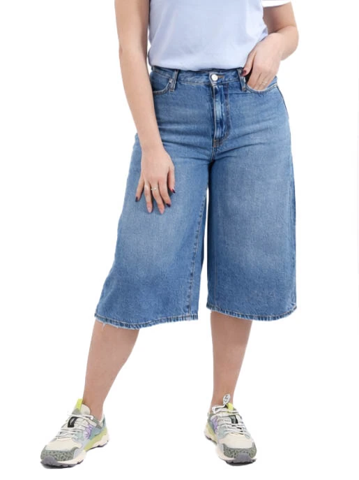 JEANS SHORTS FIT AMPIO DONNA BLU