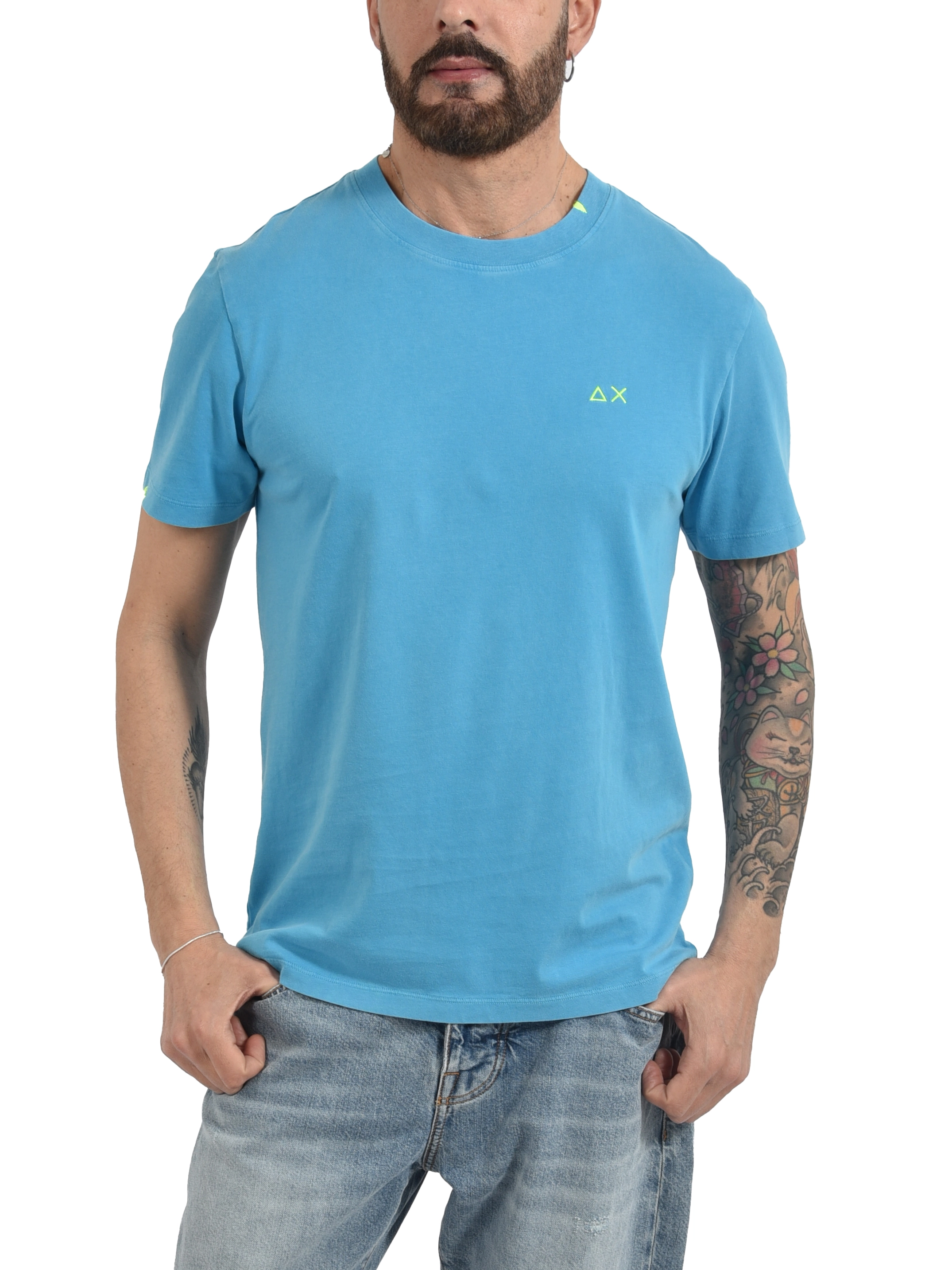T- SHIRT MANICA CORTA CON RICAMO A CONTRASTO SU COLLO E MANICA UOMO AZZURRO
