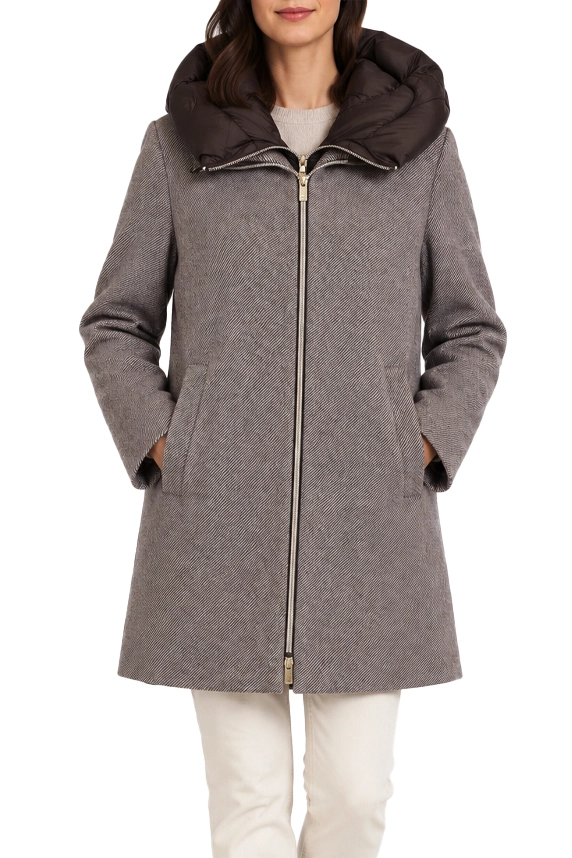 CAPPOTTO CORTO CON CAPPUCCIO IMBOTTITO E TEXTURE DIAGONALE DONNA BEIGE