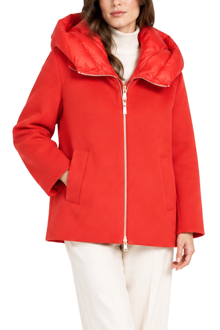 CAPPOTTO CORTO IN PANNO SOFT CON CAPPUCCIO ANTIGOCCIA RIMOVIBILE ROSSO