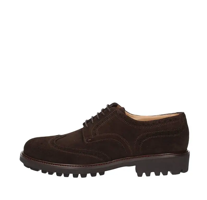 SCARPE CLASSICHE CON LACCI