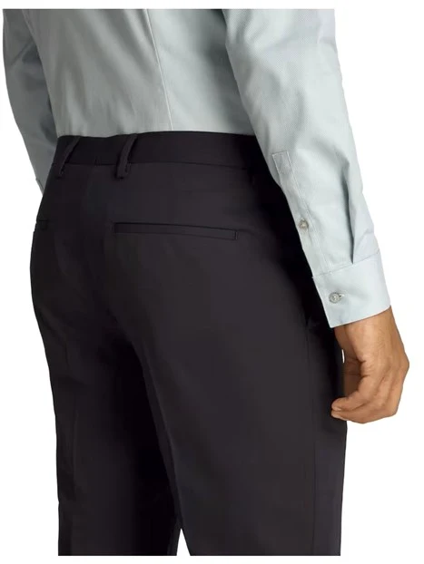 PANTALONI CHINO IN TWILL AFFUSOLATI UOMO NERO