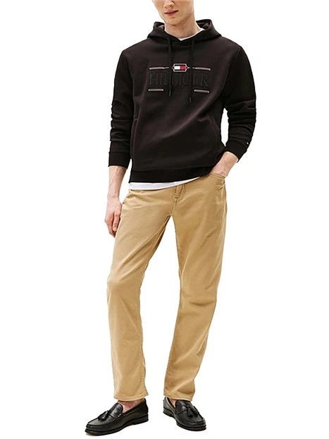 FELPA CON CAPPUCCIO REGOLABILE UOMO NERO