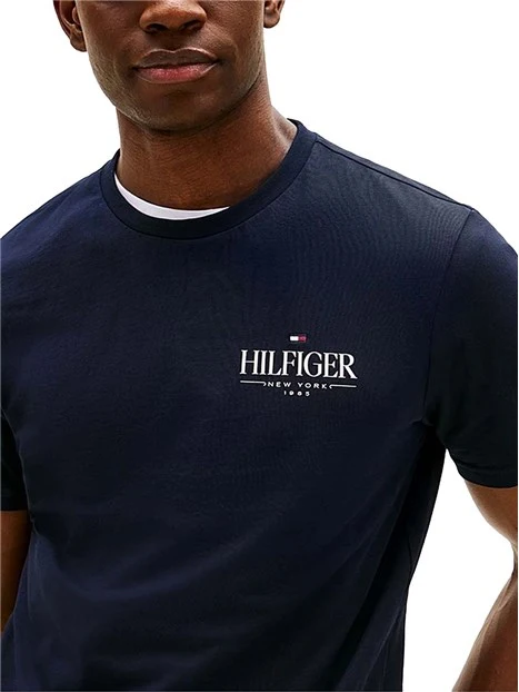 T-SHIRT MANICA CORTA CON LOGO A CONTRASTO CON ORLO SEMPLICE UOMO  BLU