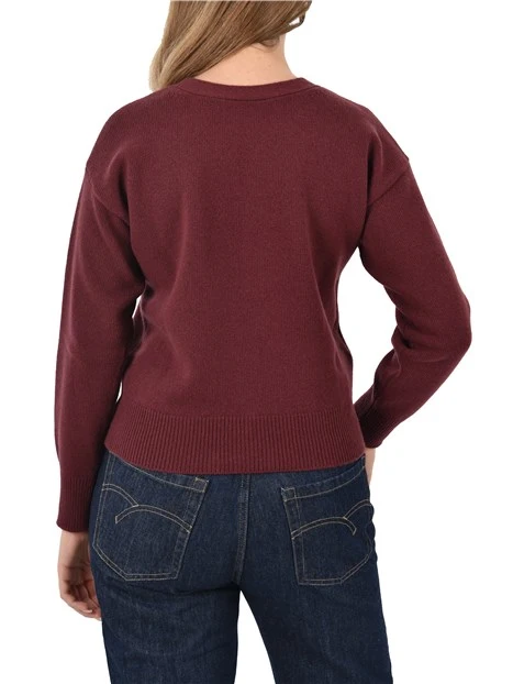 MAGLIA SCOLLO A BARCA CON SCOLLO POSTERIORE DONNA BORDEAUX