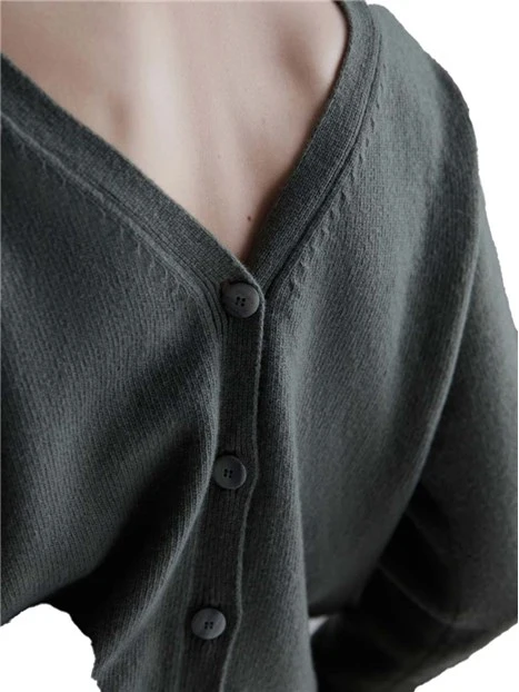 MAGLIA GIROCOLLO CON SCOLLO POSTERIORE REVERSIBILE DONNA ANTRACITE
