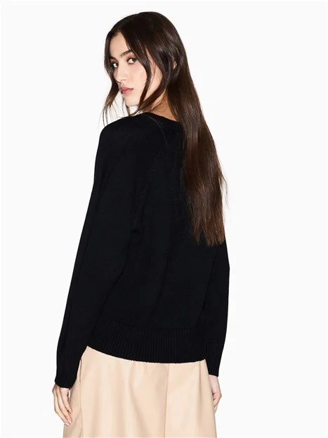 MAGLIA CON SCOLLO A V IN MISTO LANA DONNA NERO