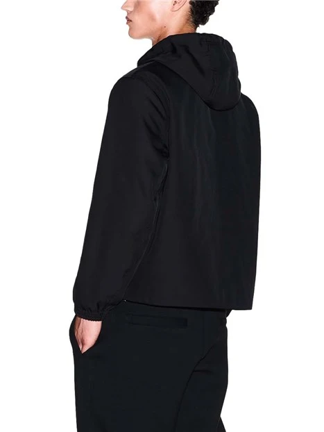 GIACCA CON CAPPUCCIO TESSUTO ANTIVENTO UOMO NERO