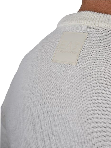 MAGLIA GIROCOLLO A COSTINE E LOGO SUL LATO POSTERIORE UOMO BIANCO