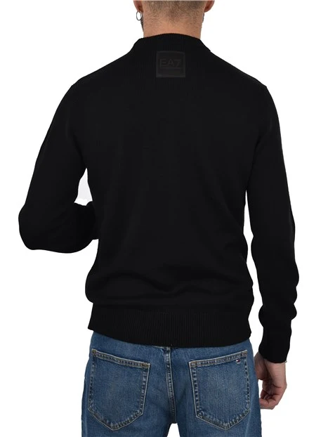 MAGLIA GIROCOLLO A COSTINE E LOGO SUL LATO POSTERIORE UOMO NERO