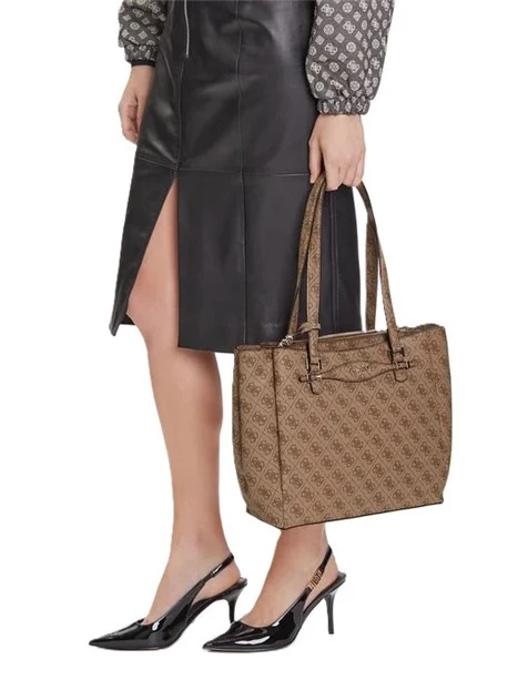 BORSA A SPALLA CON STAMPA LOGO E CHARM DONNA BEIGE