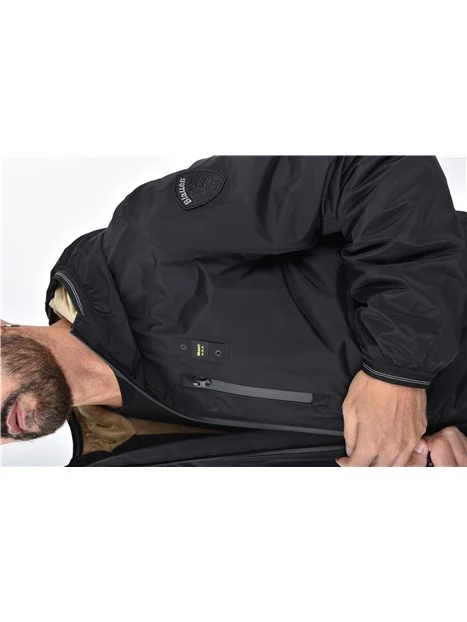 PIUMINO CORTO CON ZIP FRONTALE UOMO NERO