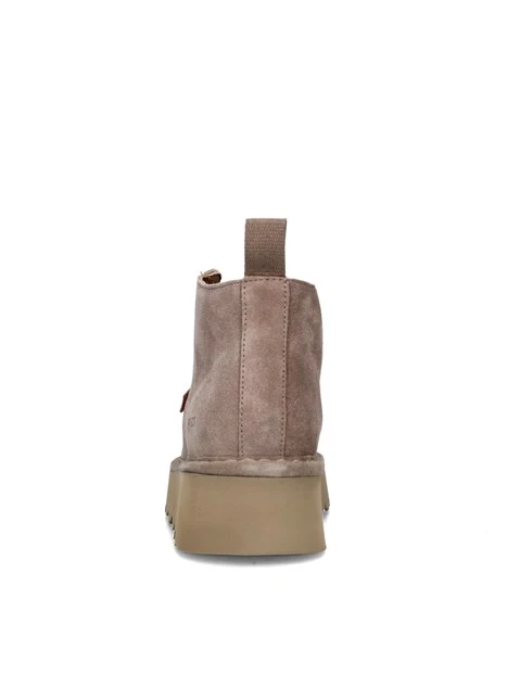 POLACCHINE IN CAMOSCIO CON CIONDOLO DONNA BEIGE