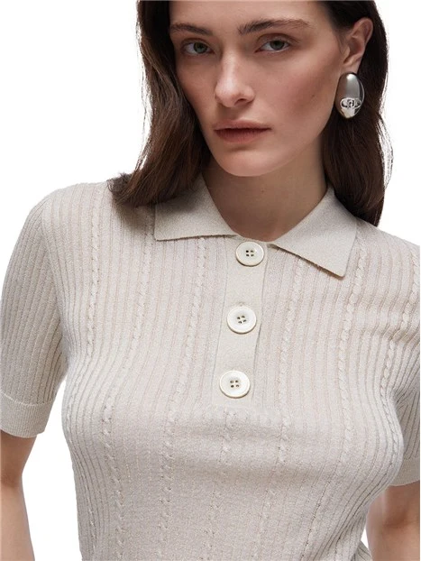 POLO MANICA CORTA CON BOTTONI DECORATIVI DONNA BEIGE