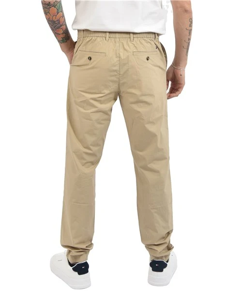 PANTALONI CHINO IN MISTO COTONE STRECTH CON BANDIERINA UOMO BEIGE