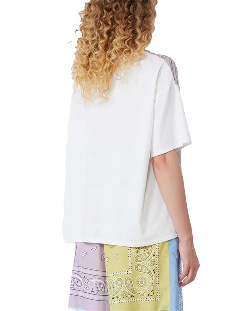 T-SHIRT MANICA CORTA CON STAMPA FANTASIA BANDANA DONNA BIANCO