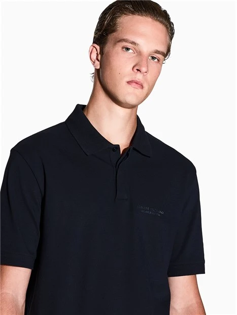 POLO MANICA CORTA CON LOGO STAMPATO SUL PETTO UOMO BLU