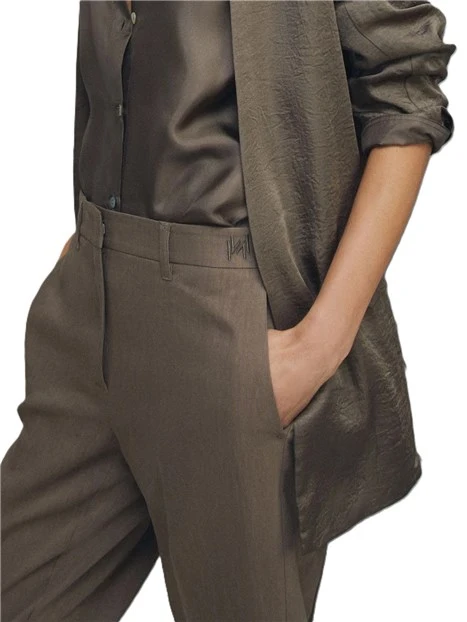 PANTALONI A SIGARETTA IN MISTO LINO CON INSERTO ELASTICIZZATO DONNA MARRONE