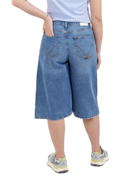 JEANS SHORTS FIT AMPIO DONNA BLU