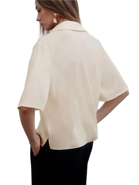 BLUSA CON COLLO A POLO IN SATIN FLUIDO DONNA BIANCO