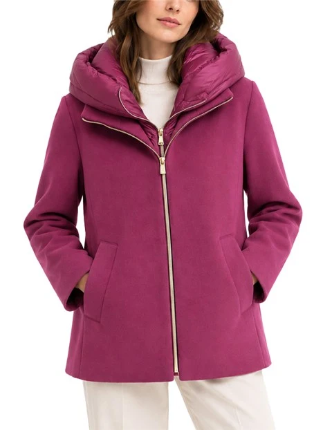 CAPPOTTO CORTO IN PANNO SOFT CON CAPPUCCIO ANTIGOCCIA RIMOVIBILE VIOLA