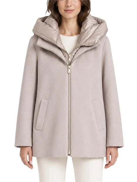 CAPPOTTO CORTO IN PANNO SOFT CON CAPPUCCIO ANTIGOCCIA RIMOVIBILE BEIGE
