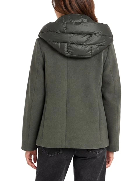 CAPPOTTO CORTO IN PANNO SOFT CON CAPPUCCIO ANTIGOCCIA RIMOVIBILE MARRONE