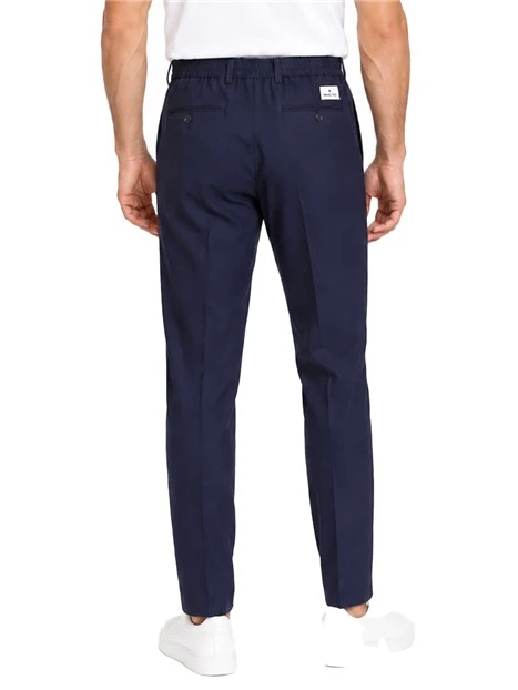 PANTALONI CHINO  CON PINCES E COULISSE IN VITA UOMO BLU