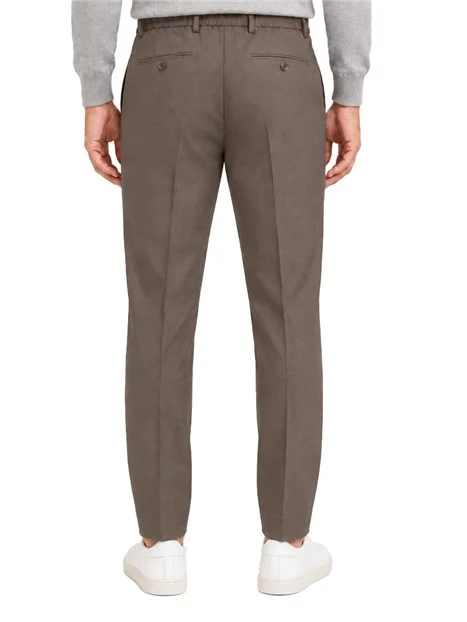 PANTALONI CHINO SARTORIALI CON COULISSE ED ELASTICO IN VITA UOMO MARRONE