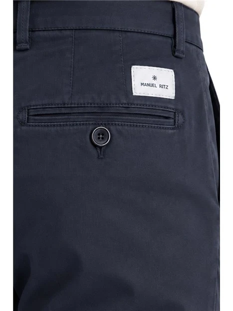 PANTALONI CHINO IN COTONE CON ETICHETTA POSTERIORE UOMO BLU