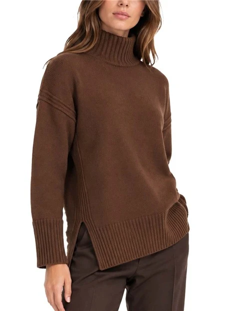MAGLIA DOLCEVITA CON DETTAGLI COSTINE IN PURA LANA DONNA MARRONE