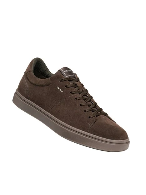 SNEAKERS BASSE SCAMOSCIATE CON DESIGN MONOCROMATICO UOMO MARRONE