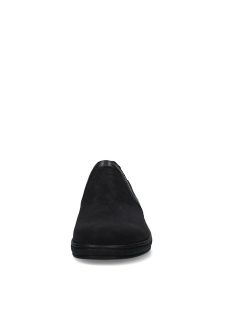 MOCASSINI SLIP-ON CON ZEPPA E INSERTO ELASTICO DONNA NERO