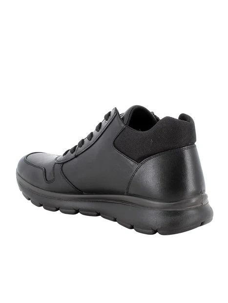 SNEAKERS BASSE IN PELLE CON ZIP UOMO NERO