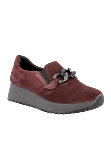 SNEAKERS SLIP ON IN PELLE SCAMOSCIATA CON DETTAGLIO METALLICO DONNA BORDEAUX