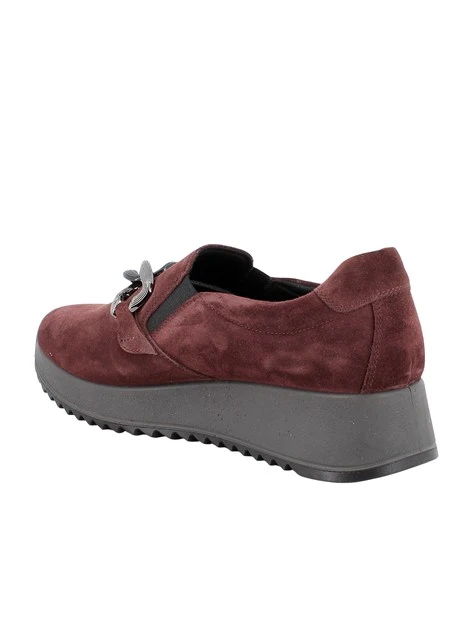 SNEAKERS SLIP ON IN PELLE SCAMOSCIATA CON DETTAGLIO METALLICO DONNA BORDEAUX