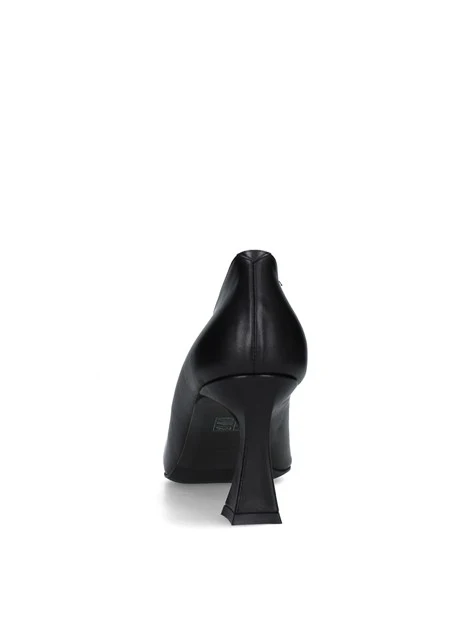 DÉCOLLETÉ SCOLLO PROFONDO TACCO ALTO DONNA NERO