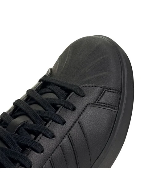 SNEAKERS BASSE CON PUNTA A CONCHIGLIA NERO