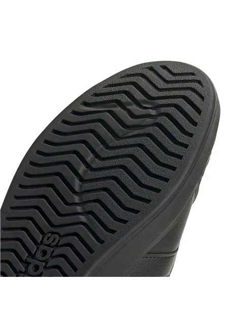 SNEAKERS BASSE CON PUNTA A CONCHIGLIA NERO