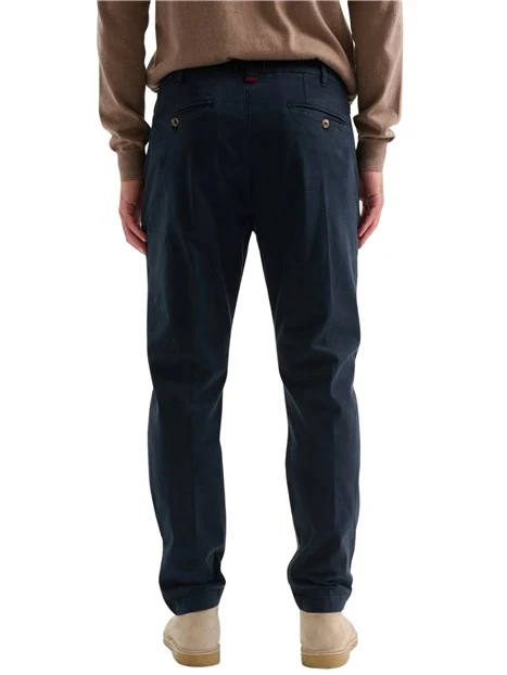 PANTALONI CHINO IN GABARDINA SMERIGLIATA UOMO BLU