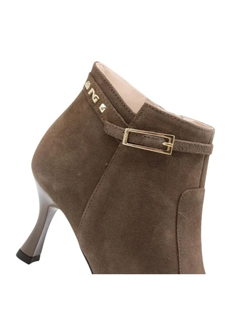 STIVALETTI TACCO ALTO A PUNTA IN CAMOSCIO CON CINTURINO DONNA BEIGE