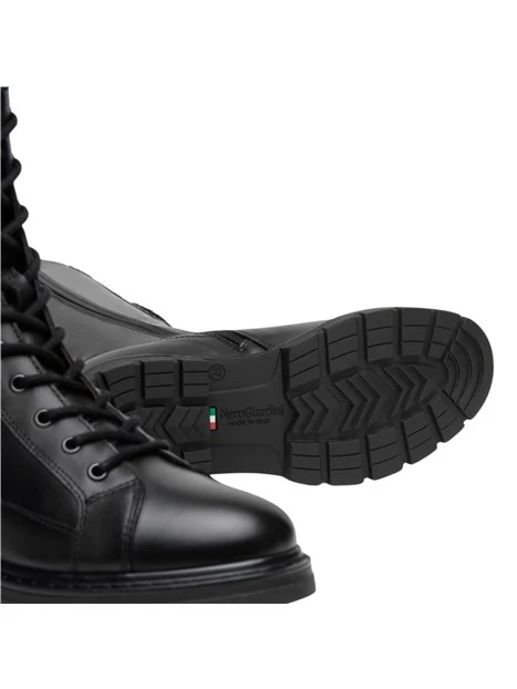 STIVALI A TACCO BASSO CON STRINGHE E ZIP DONNA NERO