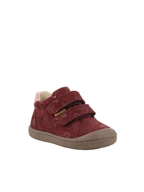 SNEAKERS BASSE IN CAMOSCIO CON CUORI E DOPPIO STRAP BAMBINA BORDEAUX