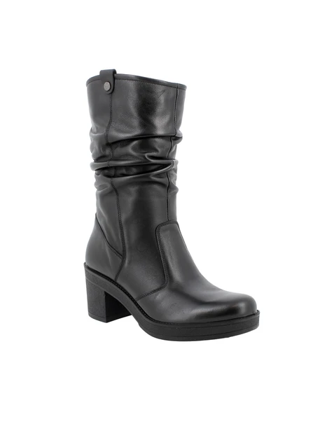 STIVALI IN PELLE CON GAMBALE ARRICCIATO DONNA NERO