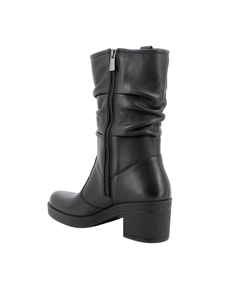 STIVALI IN PELLE CON GAMBALE ARRICCIATO DONNA NERO