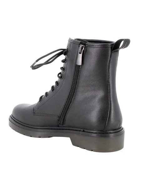 ANFIBI IN PELLE E CON LACCI DONNA NERO